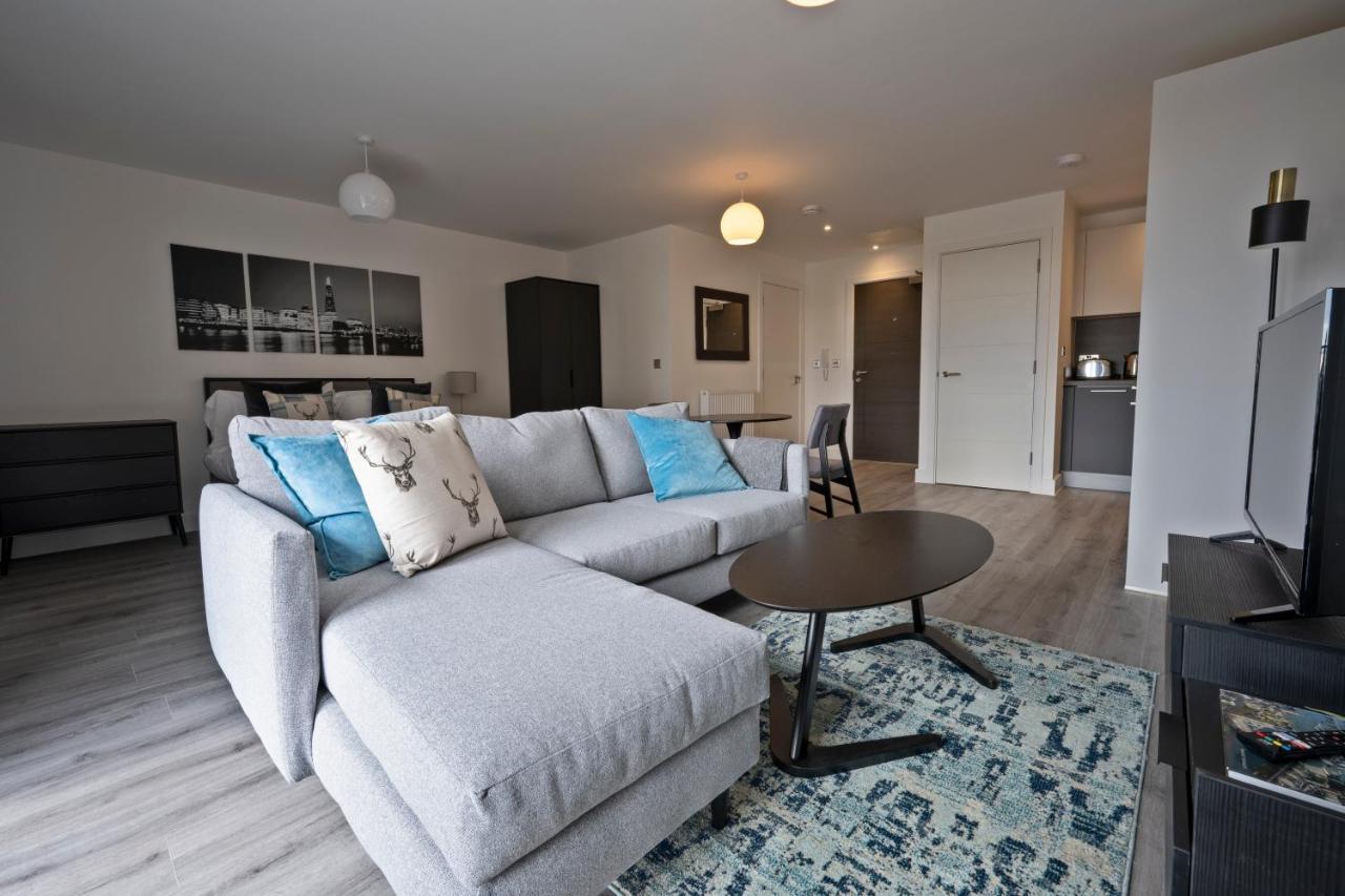 Seven Living Ashford - Modern And Spacious Apartments Exterior photo